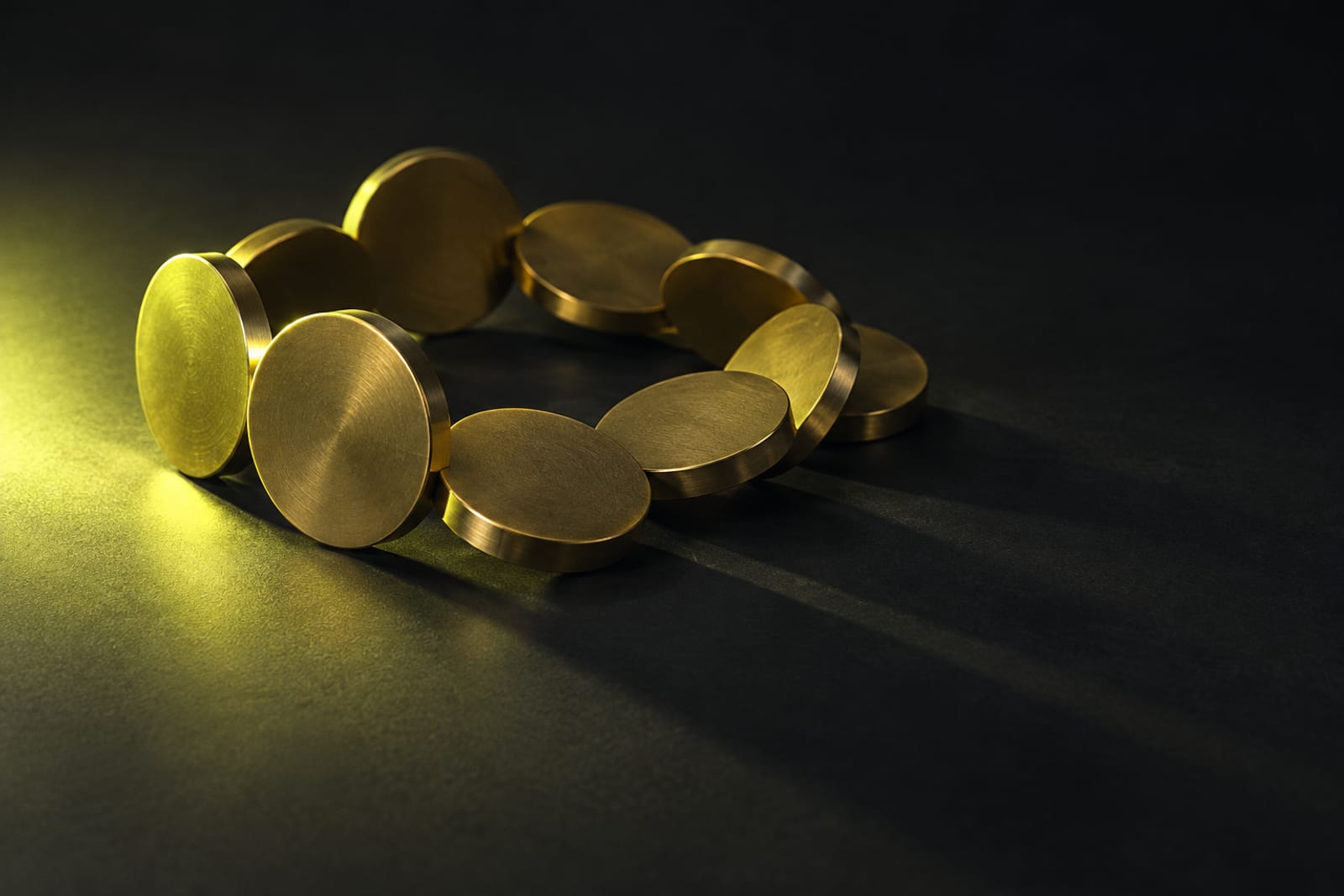 Decentralized Finance (DeFi)